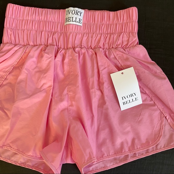 Ivory Belle Bubblegum Pink Everyday Shorts Size M - Picture 2 of 8